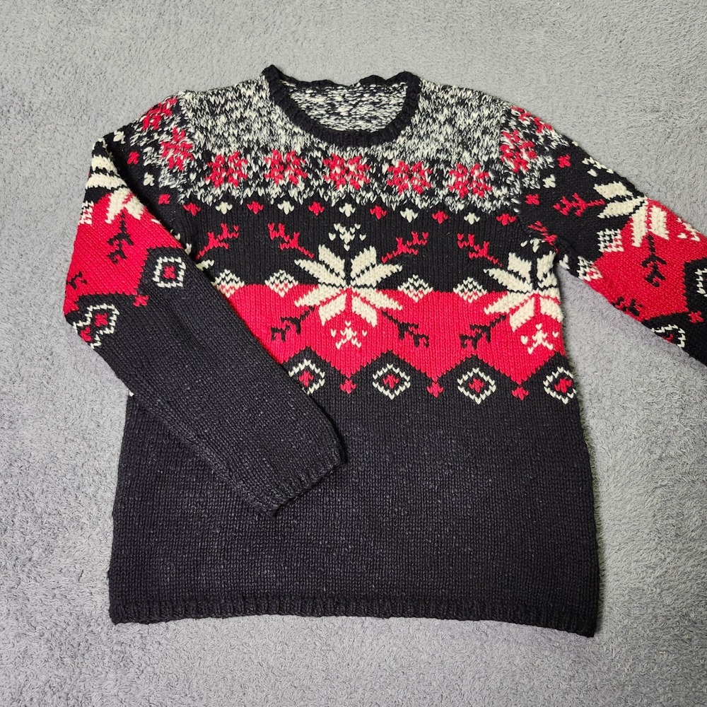 Womens M Fair Isle Sweater Black Red White Snowflake Knit Crewneck